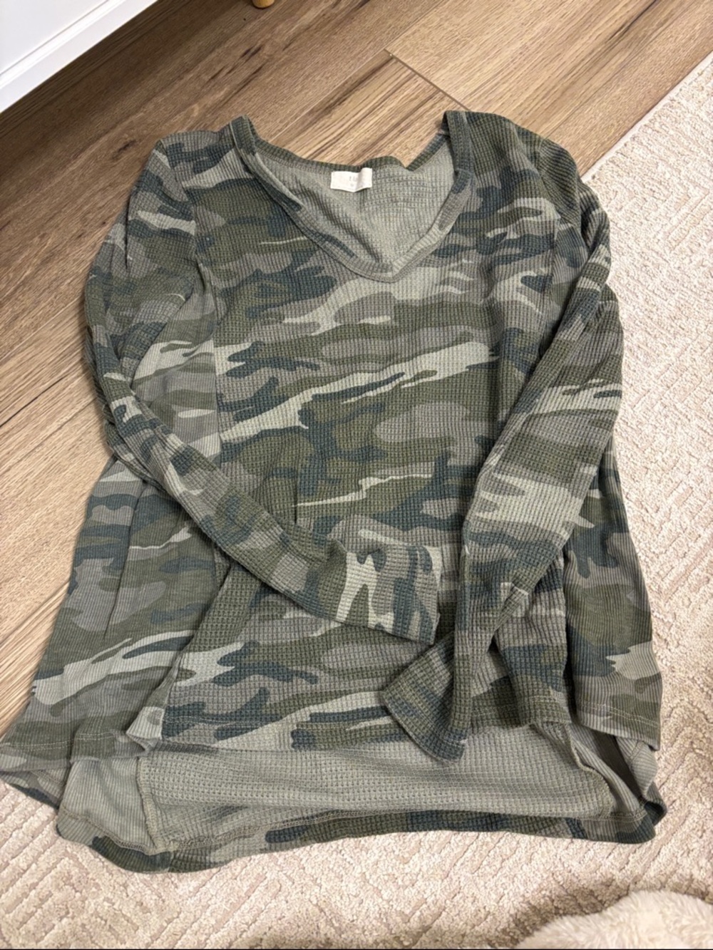 Camo V-Neck Long Sleeve Waffle Knit Top - Green